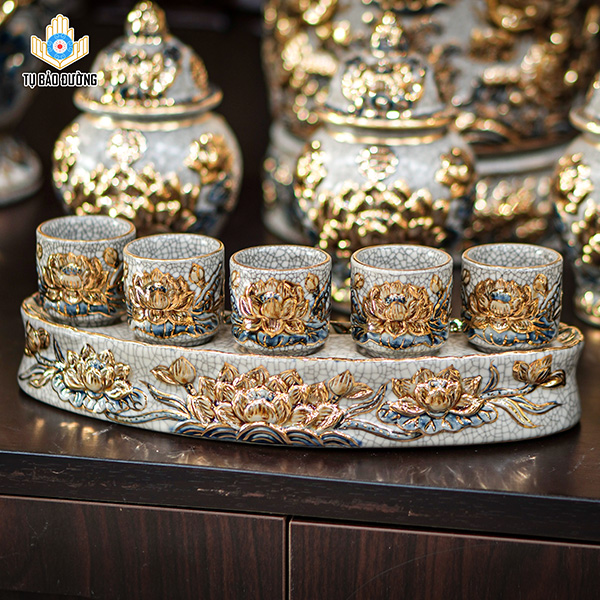Kỷ ngai 5 chén men rạn gốm sứ Bát Tràng hoa sen vẽ vàng