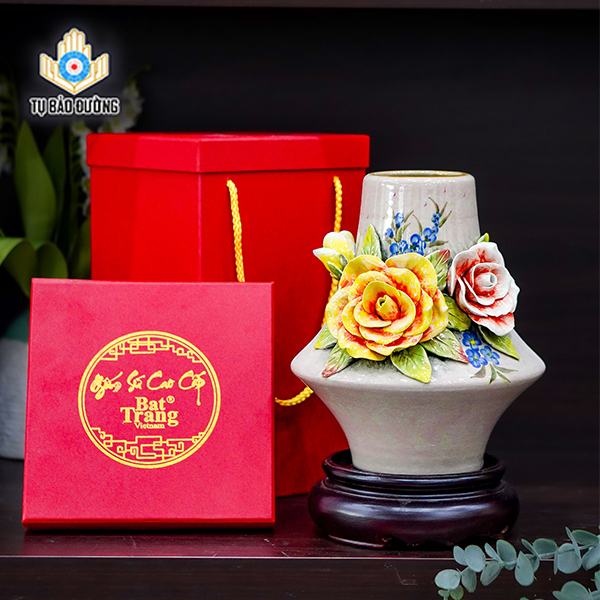 Bình Gốm Trang Trí Đắp Nổi Hoa Hồng - Gốm Sứ Bát Tràng