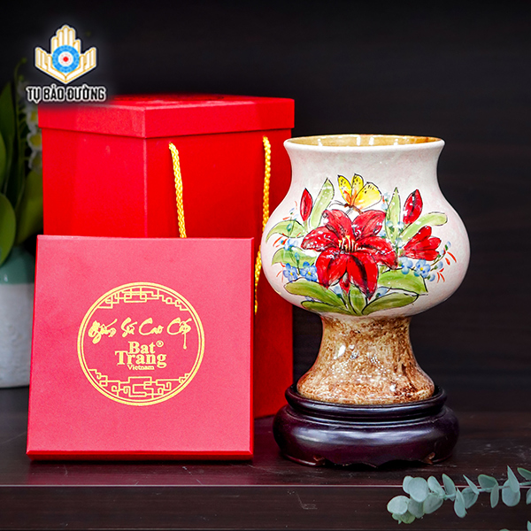 Bình Ly Vẽ Hoa Ly Đỏ - Gốm Sứ Bát Tràng